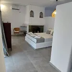 Filio Affittacamere Kipri (Andros)